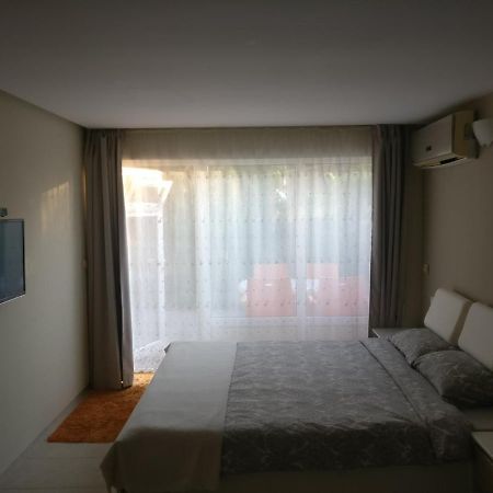 Treti Mart North Apartment Primorsko Bagian luar foto