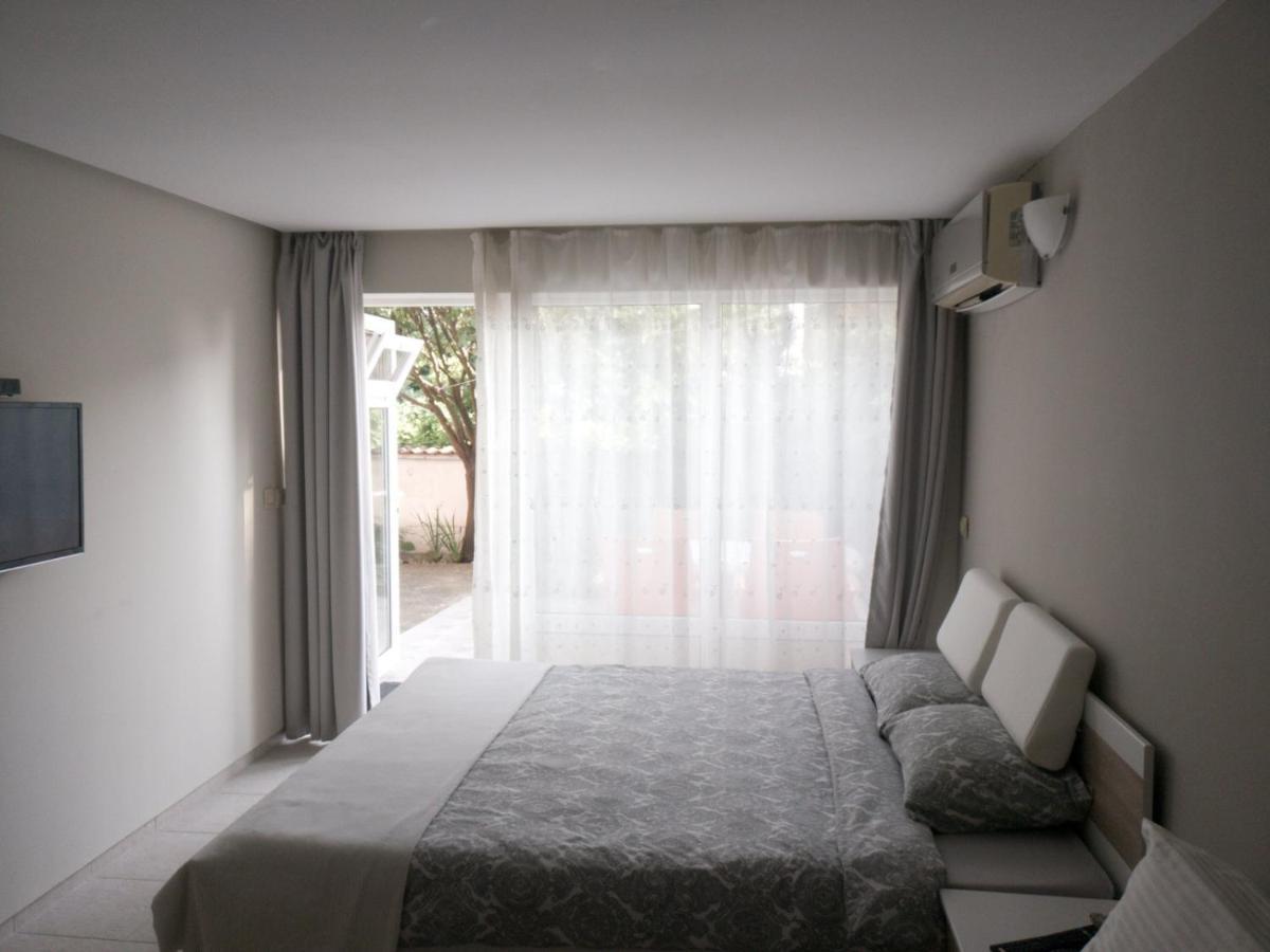 Treti Mart North Apartment Primorsko Bagian luar foto